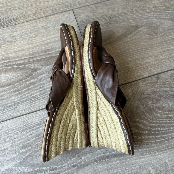 Born Brown Leather Espadrille Wedge Flip Flop Sandal - Picture 7 of 16